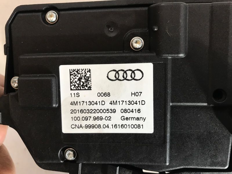 Селектор АКПП 4M1713041D Audi Q7