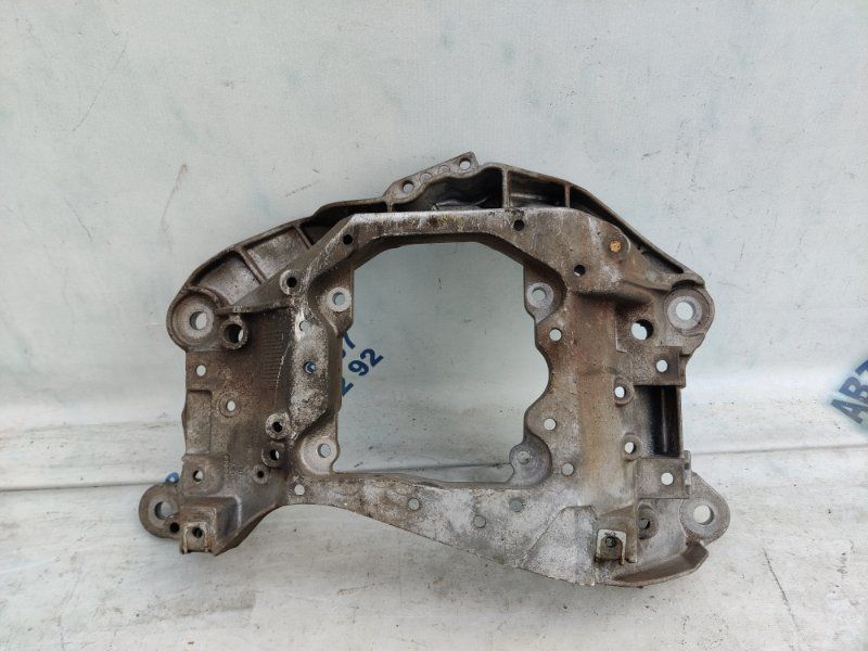 Траверса коробки передач 4G0399263AC Audi A6