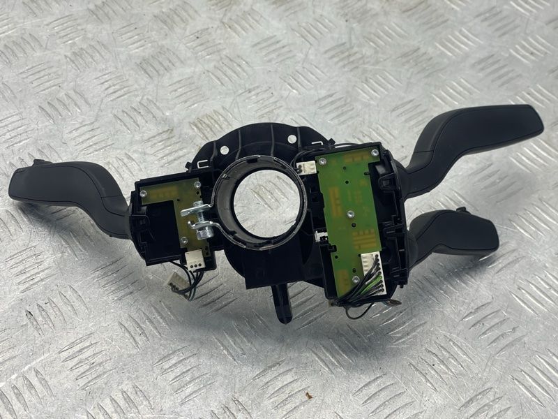 Блок підкермових перемикачів 4G8953502P Audi A6