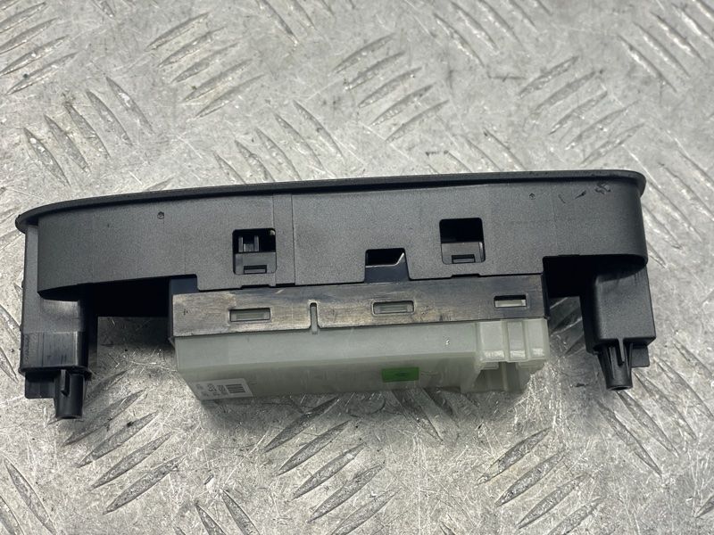 Блок кнопок склопідйомників дверей 254114GA1A Infiniti Q50