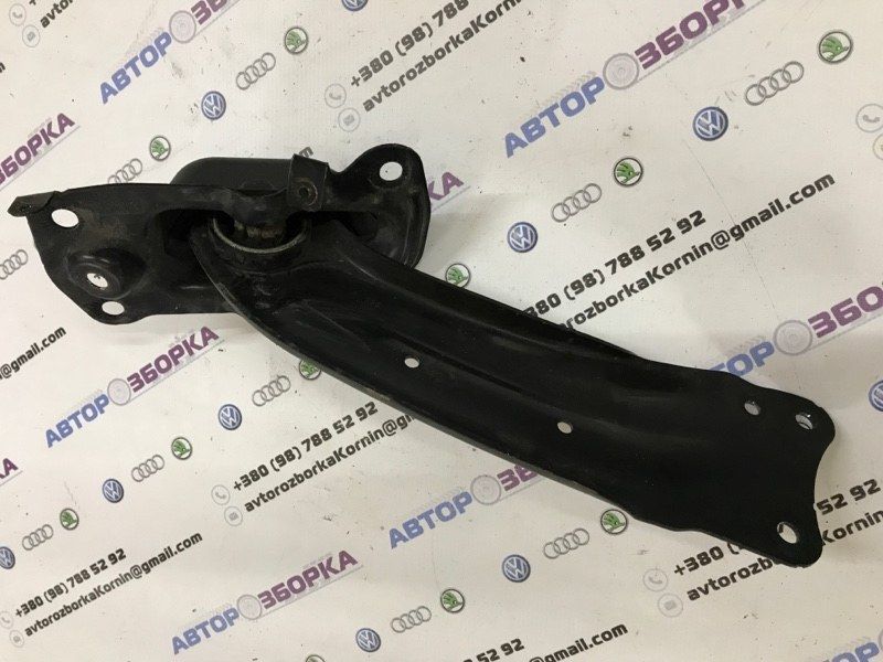 Рычаг задней подвески продольный 3C0505226B Volkswagen CC