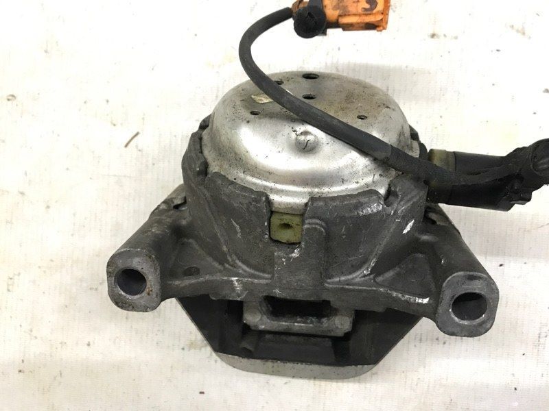 Подушка двигуна 4G0199381LB Audi A8