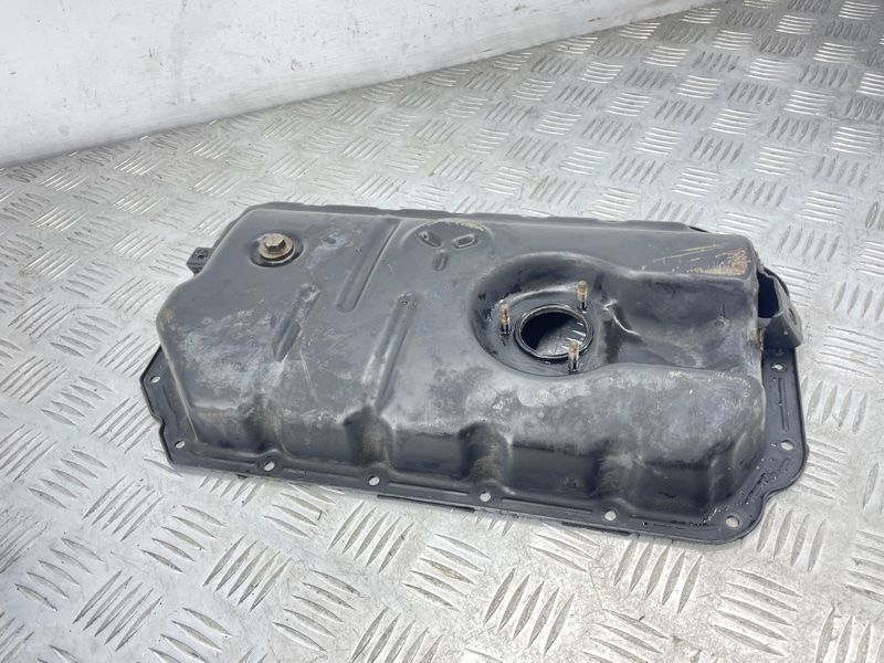 Піддон двигуна масляний 06E103600C Audi A6