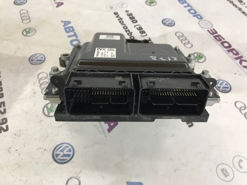 Блок управления двигателем 31459244 Volvo XC60