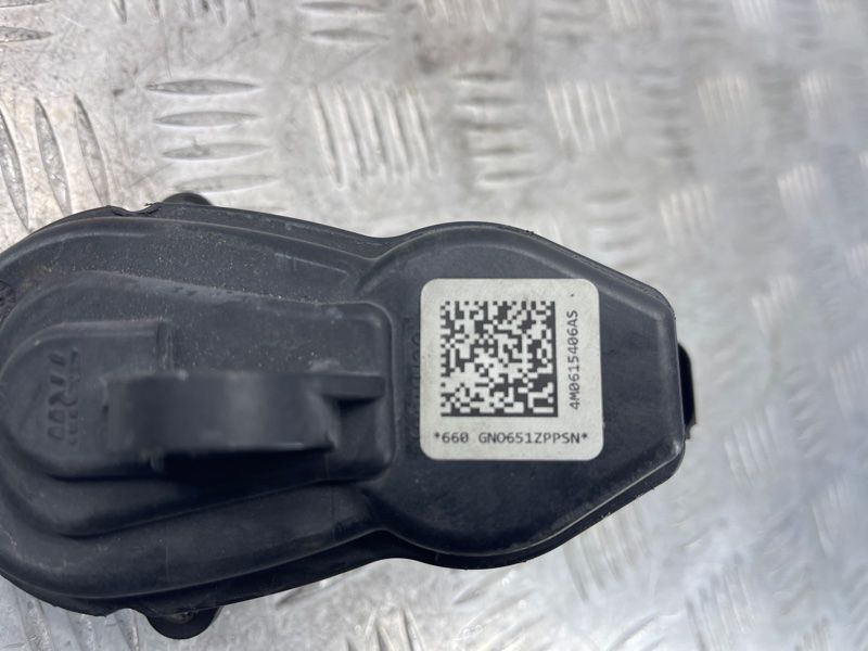 Сервомотор гальмівного супорта 4M0615406AS Audi Q7