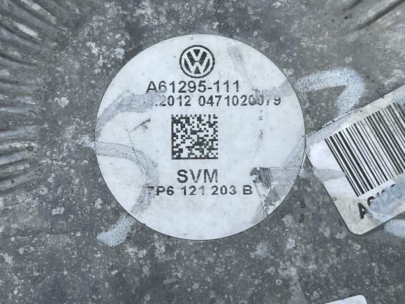 Вентилятор радиатора 7P6121203B Volkswagen Tiguan