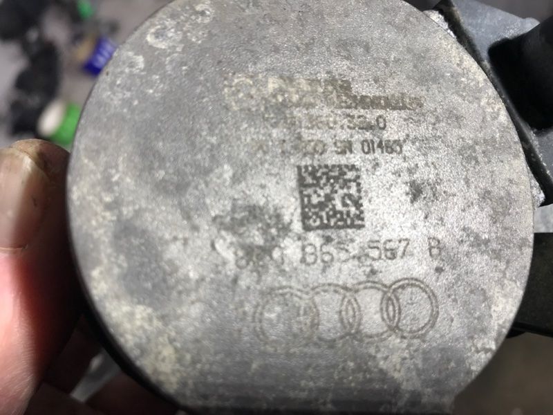 Насос охлаждающей жидкости 8K0965567B Audi S8