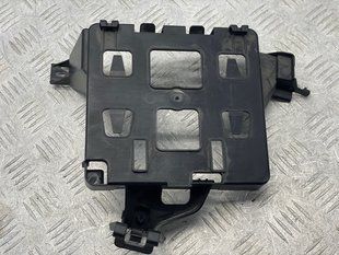 Кронштейн блоку керування 8W0907368 Audi A4 Allroad