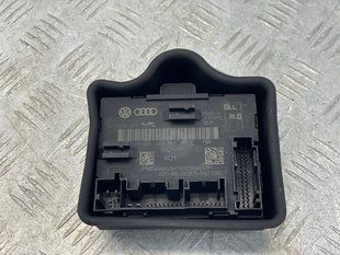 Блок управления двери 4G8959793H Audi A7