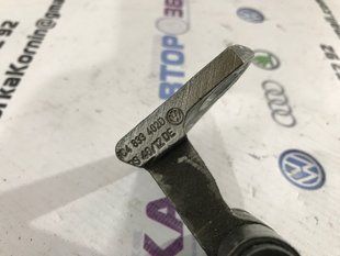Петля двери верхняя 3C4833402D Volkswagen CC
