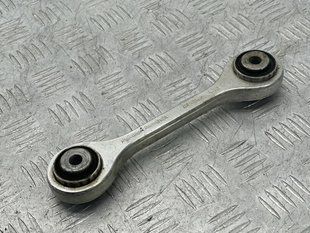 Стойка стабилизатора передней подвески левая/правая 4M0411317 Audi Q5 Audi A4, Audi A4 Allroad, Audi A5, Audi A6, Audi A6 Allroad, Audi A7, Audi A8, Audi e-tron, Audi e-tron S, Audi Q5, Audi Q7, Audi Q8, Audi Q8 e-tron, Audi RS5, Audi RS6 Avant, Audi RS7, Audi RS Q8, Audi S4, Audi S5, Audi S6, Audi S7, Audi S8, Audi SQ5, Audi SQ7, Audi SQ8, Audi SQ8 e-tron