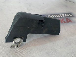 Клема акумулятора KB8J4590 Audi A7