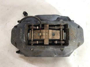 Суппорт тормозной 7P6615106AF Volkswagen Touareg