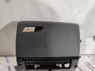 Бардачок / Вещевой ящик 4G1880302A Audi A7