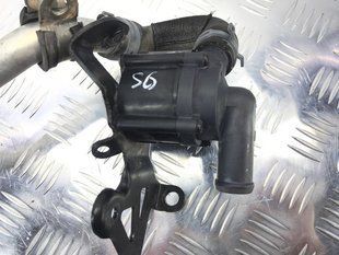 Помпа водяная дополнительная Audi S6
