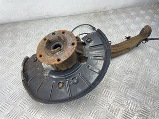 Поворотный кулак / Цапфа 7P6407245A Audi Q7