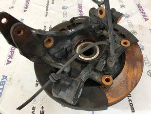 Поворотный кулак / Цапфа 7L8505435A Audi Q7