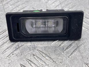 Светодиодная подсветка номерного знака 4G0943021 Audi A6 Audi A3 Sportback e-tron, Audi A3, Audi A4, Audi A4 Allroad, Audi A5, Audi A6, Audi A7, Audi Q3, Audi Q5, Audi Q7, Audi RS5, Audi RS7, Audi S3, Audi S4, Audi S5, Audi S6, Audi S7, Audi SQ5, Audi TT, Audi TT RS, Audi TTS
