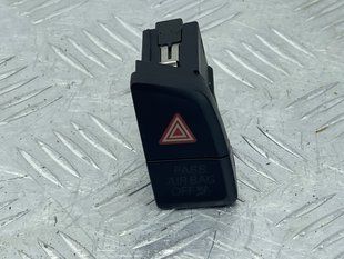 Кнопка аварійки 8R1941509C Audi Q5