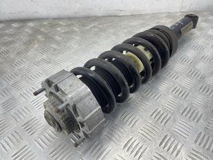Стойка амортизатора в сборе с пружиной 7L8512021DA Audi Q7