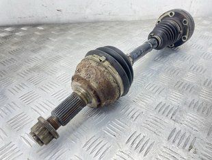Піввісь 7L0407271E Volkswagen Touareg