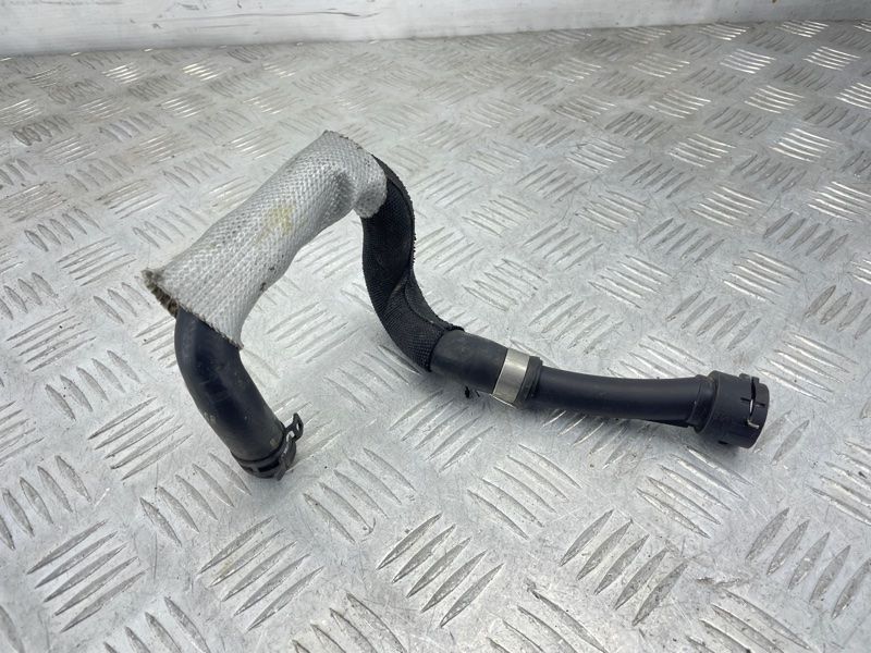 Шланг системи охолодження 7P6122109C Volkswagen Touareg
