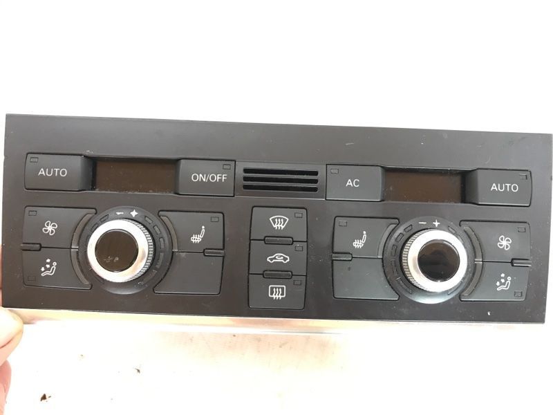 Панель керування клімат-контролем 4L0820043ABSZD Audi Q7