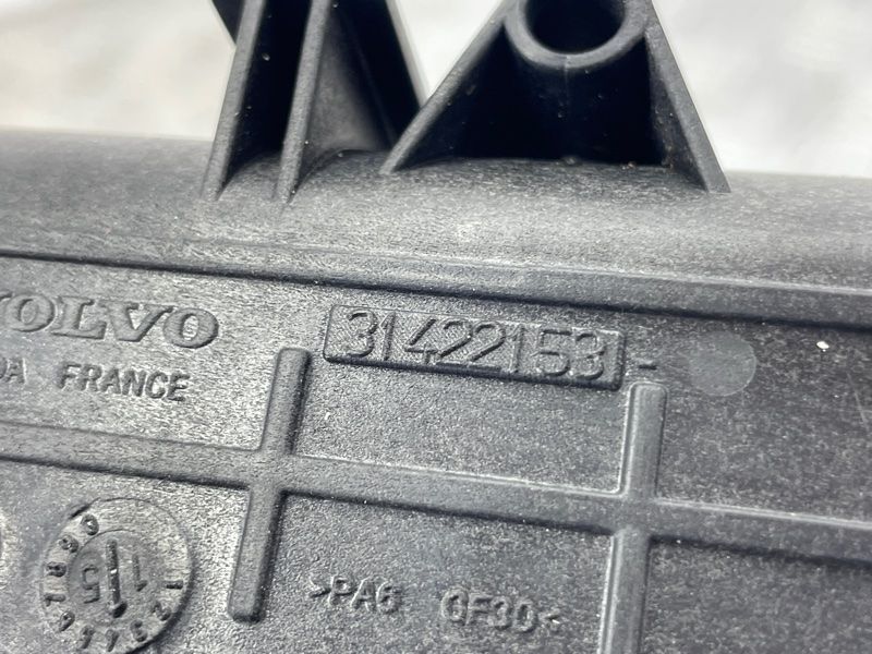 Напірна труба інтеркулера 31422153 Volvo XC90