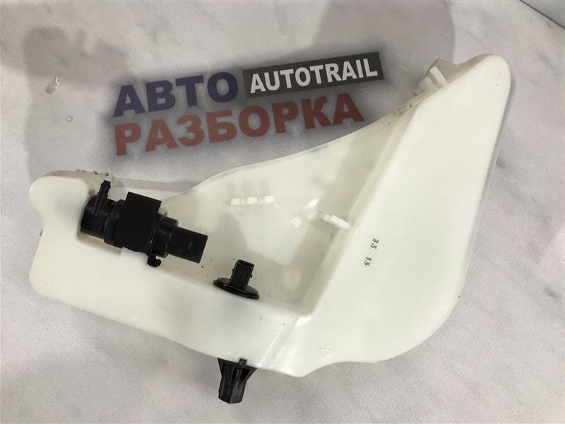 Бачок омывателя стекла 4G8955451E Audi A7