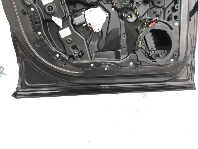 Двері 7P0831055 Volkswagen Touareg