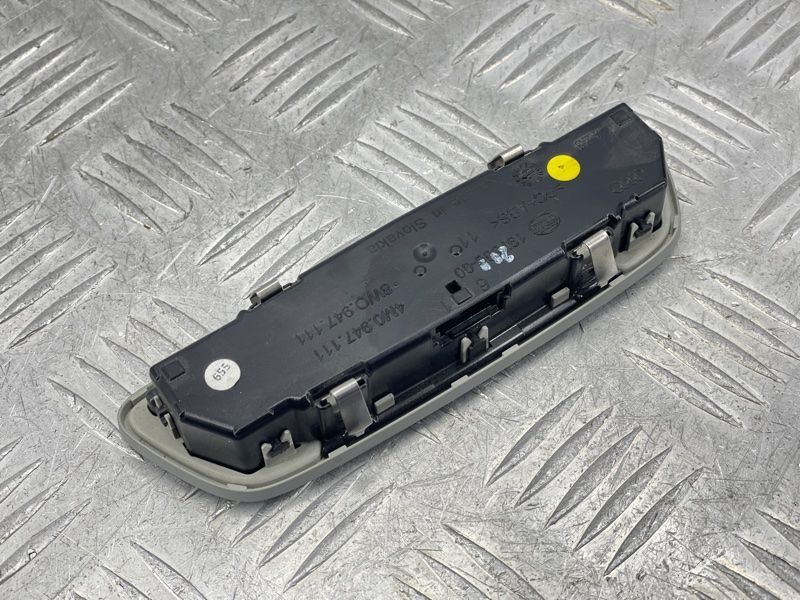 Плафон освітлення салону 8W0947111BC5 Audi A4