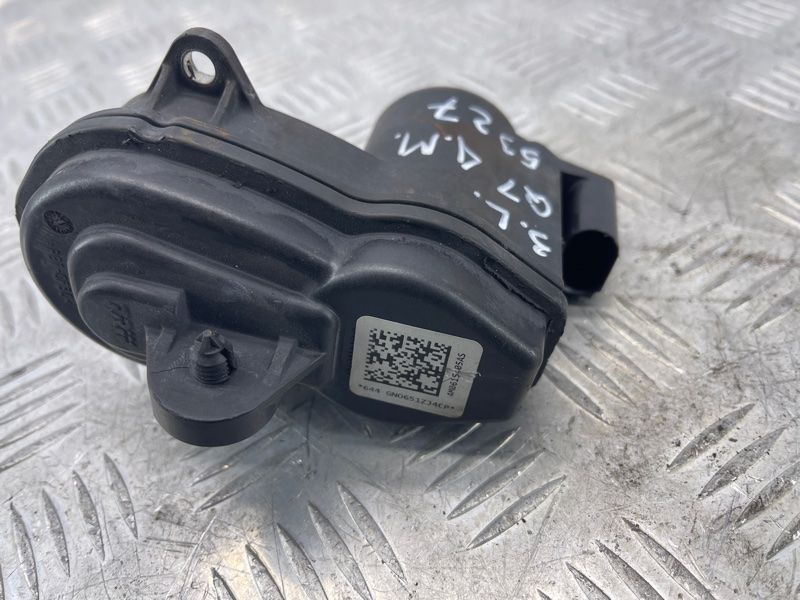 Сервомотор тормозного суппорта 4M0998281 Audi Q7