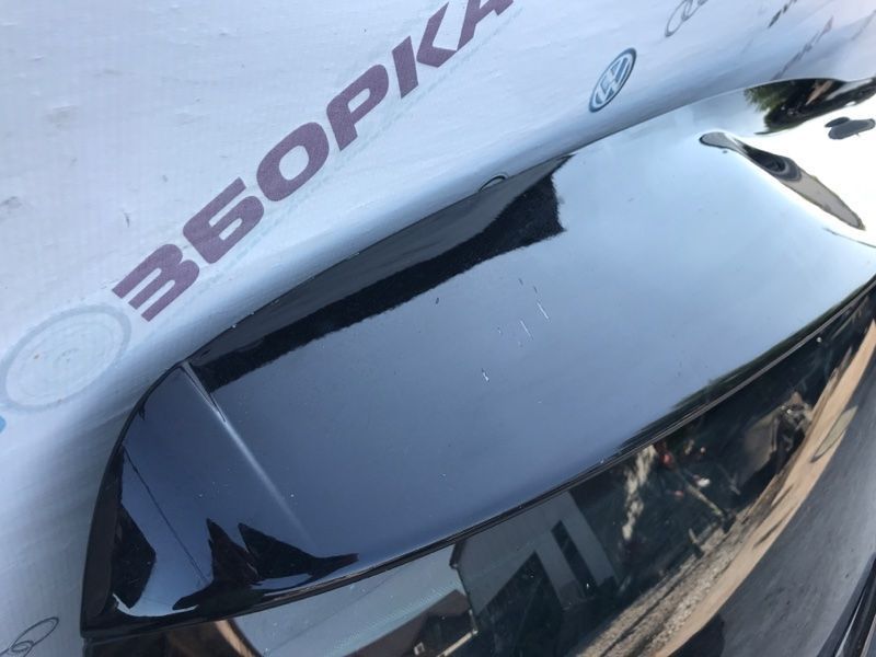 Кришка багажника 7P6827025B Volkswagen Touareg