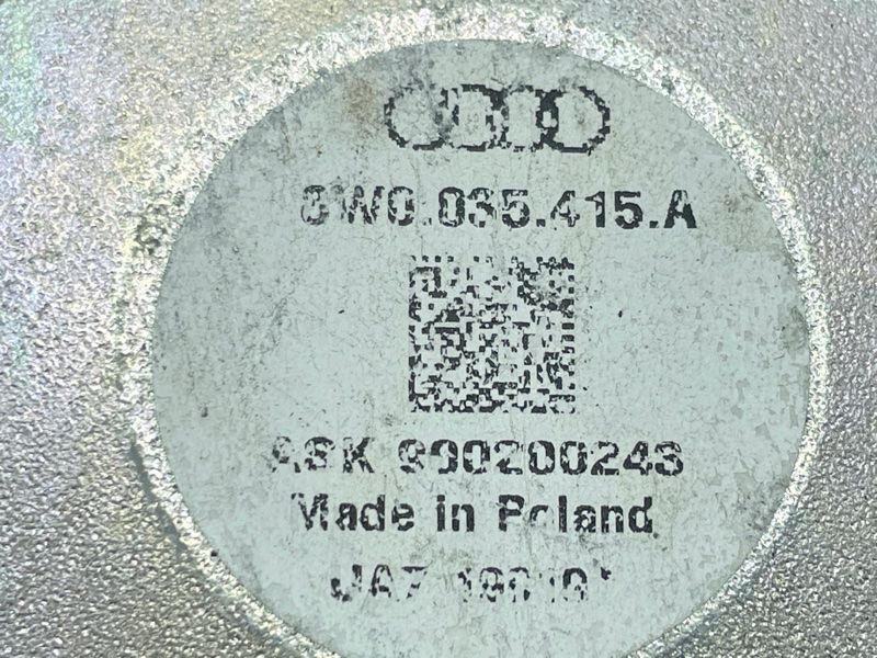 Динамик двери 8W0035415A Audi A4