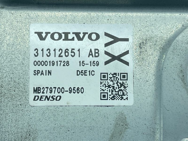 Блок управления двигателем 31312651 Volvo XC60