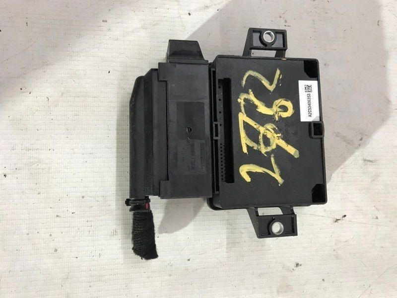 Блок керування стоянковим гальмом 8K0907801L Audi A4 Allroad