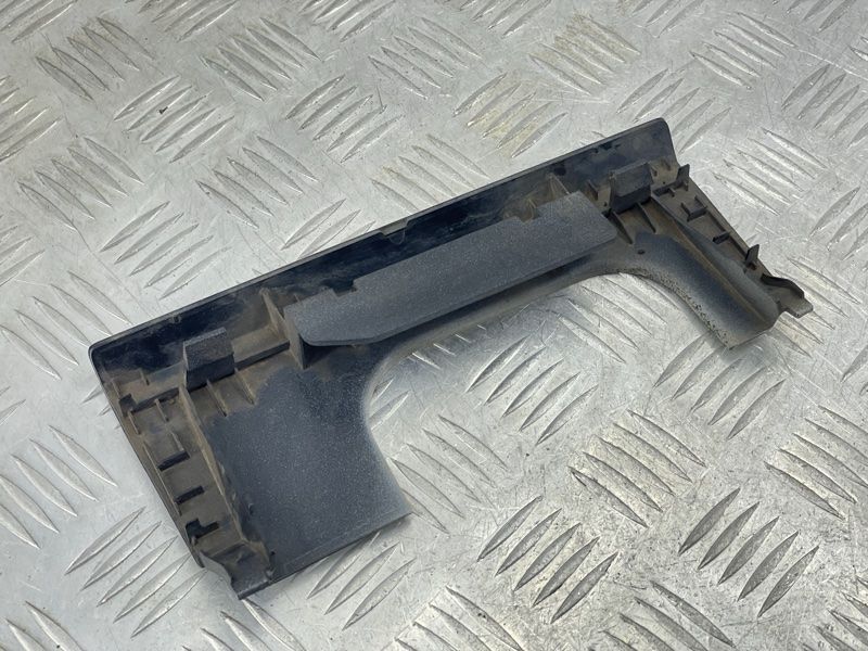 Заглушка порога 4G0853870A Audi A6