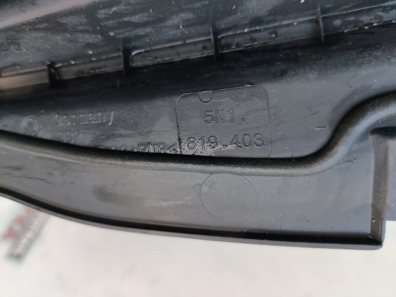 Жабо / Водоотводящий щиток Volkswagen Tiguan