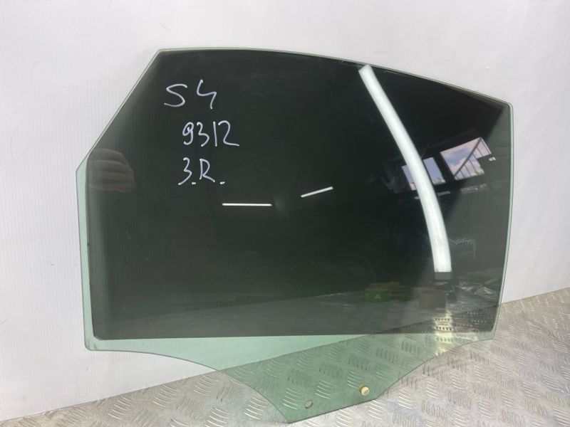 Стекло двери 8K5845206E Audi S4