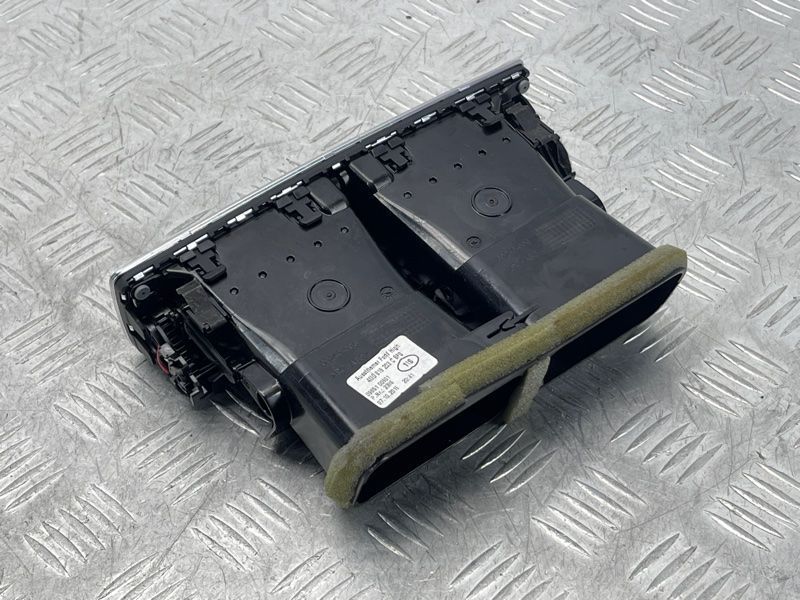 Дефлектор сидінь заднього ряду центральний 4M0819203C6PS Audi Q7 Audi Q7