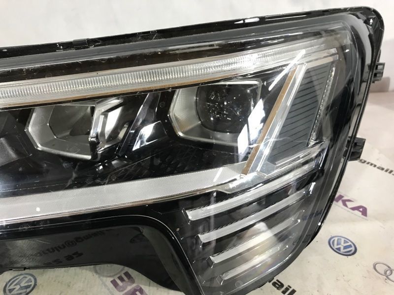 Фара FULL LED 4KE941039 Audi e-tron