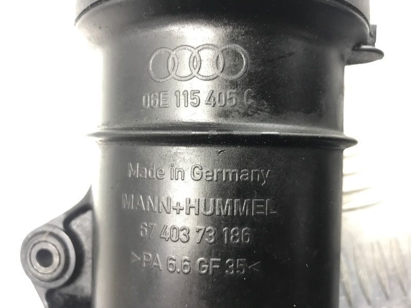 Корпус масляного фільтра 06E115405C Audi Q7