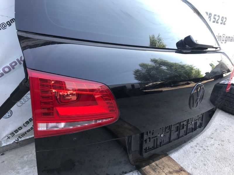 Кришка багажника 7P6827025B Volkswagen Touareg