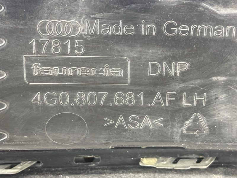 Решітка бампера 4G0807681AF Audi A6