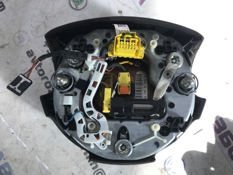 Подушка в кермо / airbag 4H0880201JDC7 Audi A8