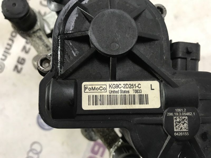 Супорт гальмівний kg9c2d251c Ford Edge