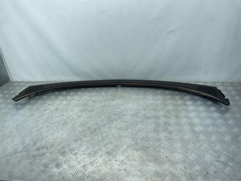 Накладка на торпедо 4G8857051 Audi A7