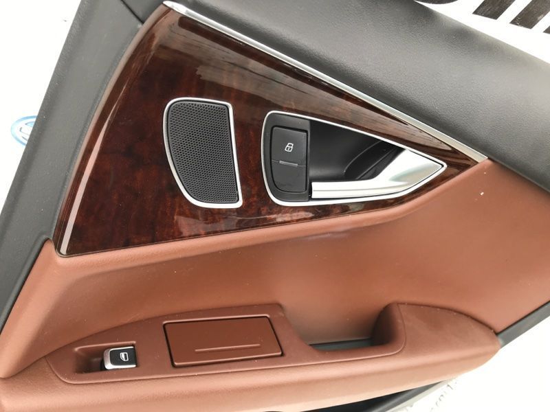 Карта / Обшивка двери Audi A7