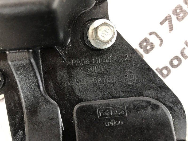 Оливовіддільник bm5g6a785 Ford Escape