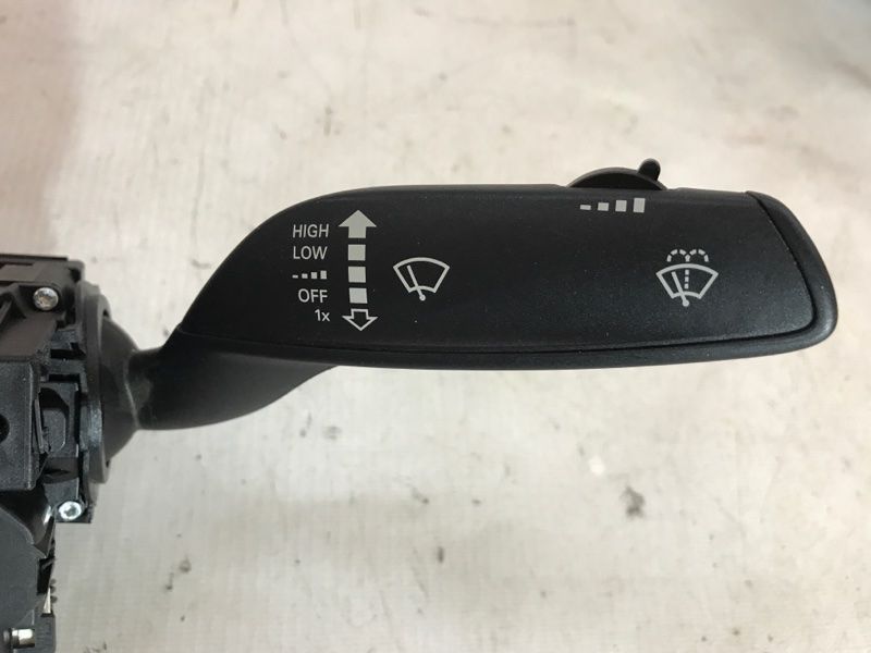Блок підкермових перемикачів 4G8953502A Audi S6